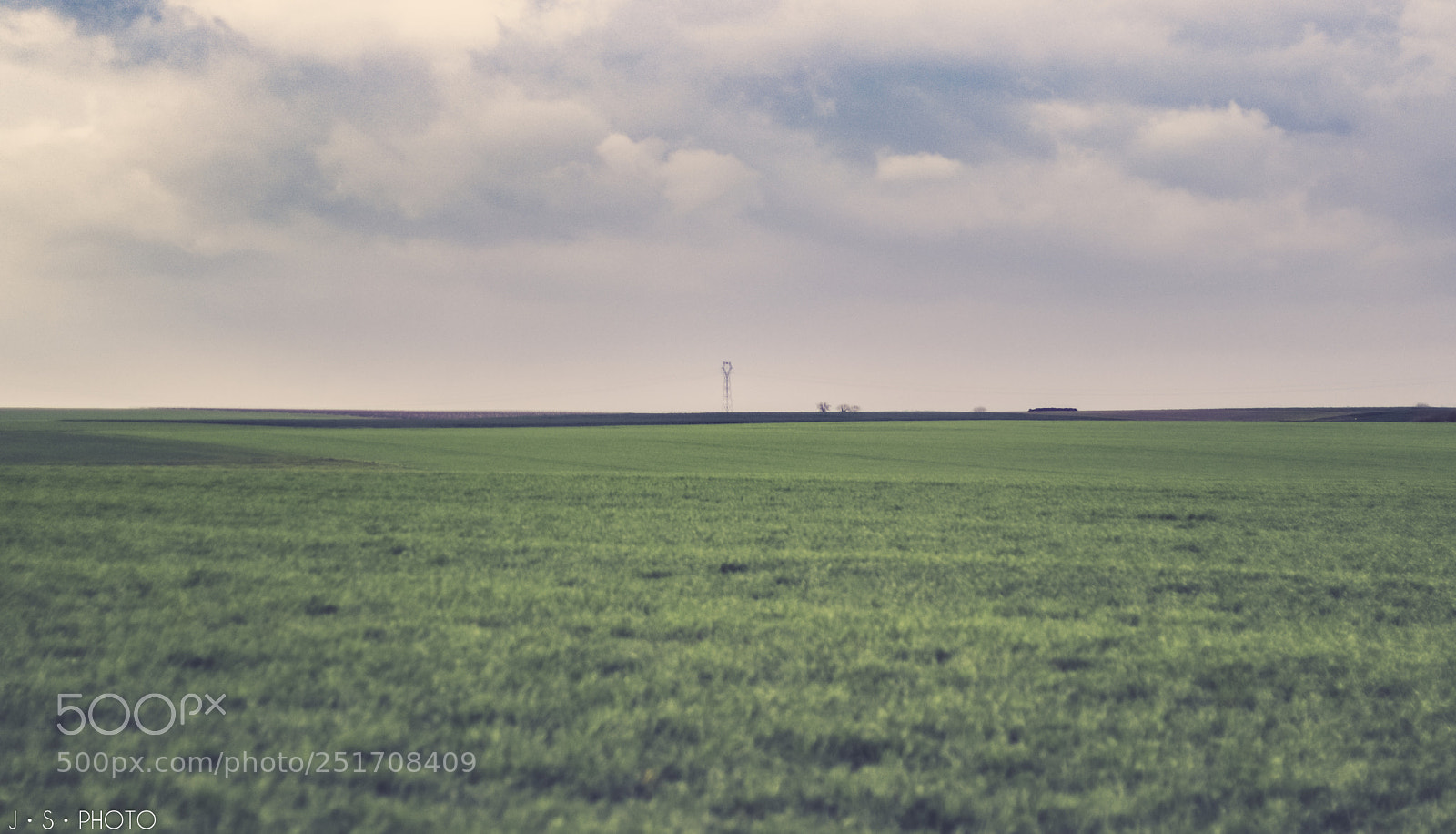 Canon EOS 77D (EOS 9000D / EOS 770D) sample photo. Alone... photography
