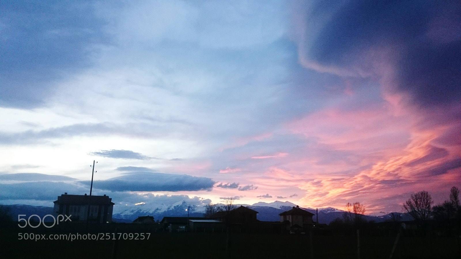 Sony Xperia Z2 sample photo. Skyfire photography