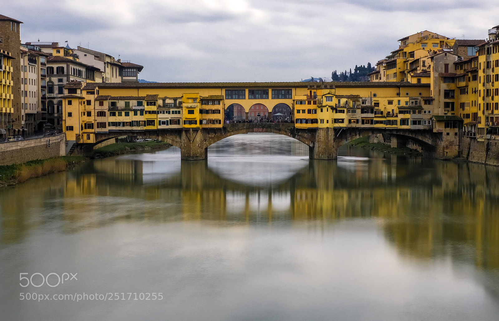Fujifilm X100F sample photo. Ponte vecchio photography