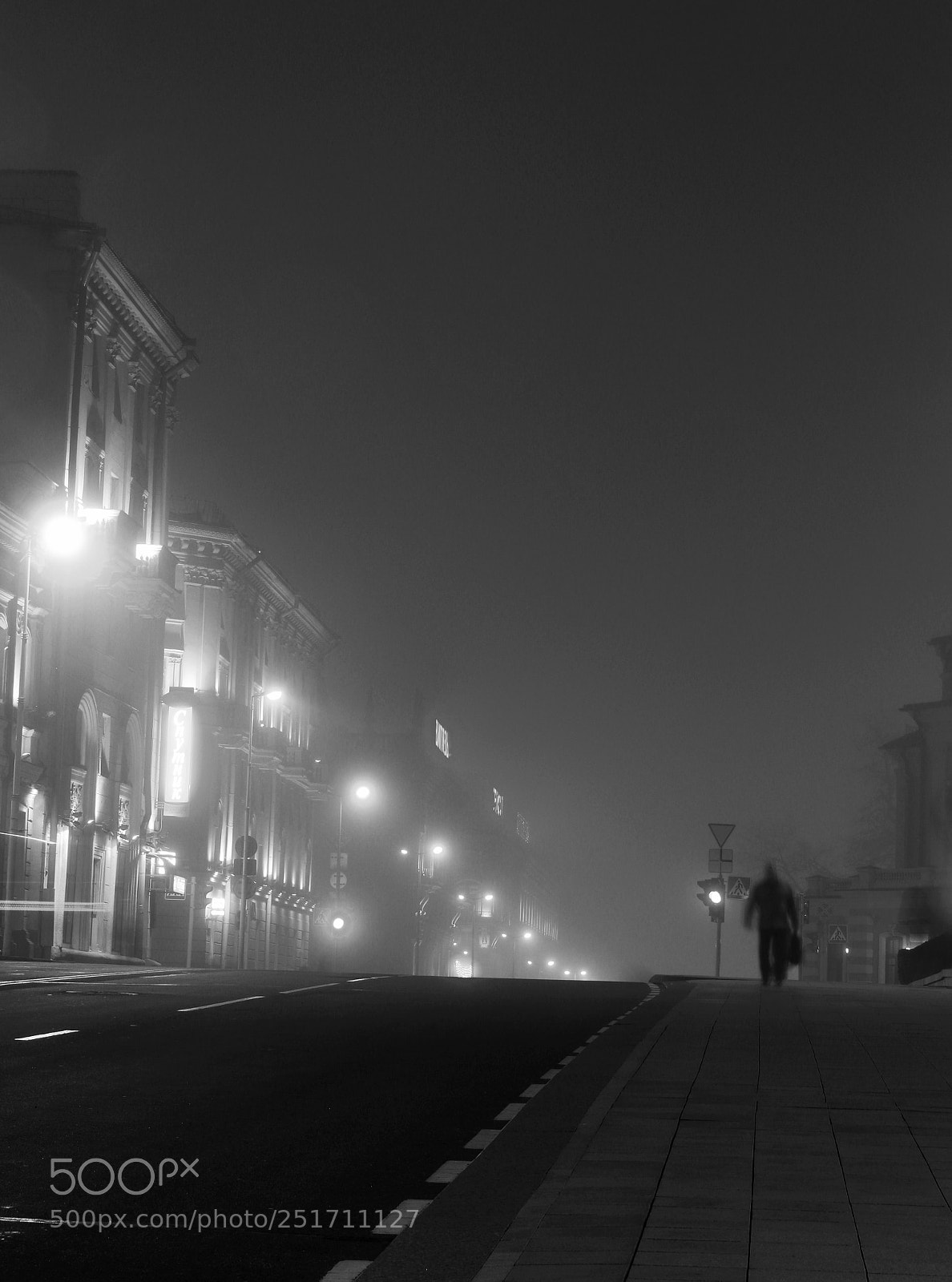 Canon EOS 80D sample photo. Foggy night photography