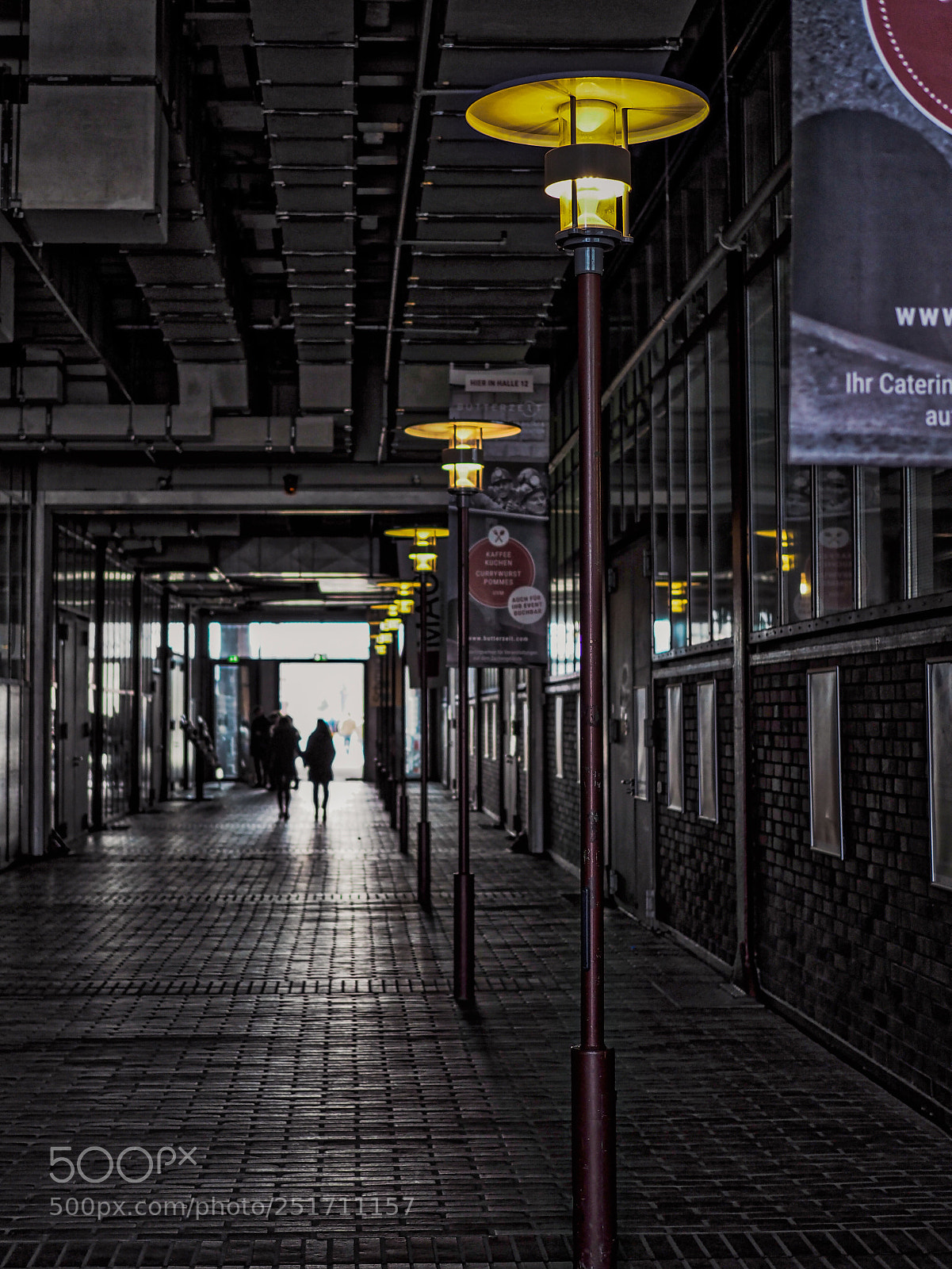 Olympus OM-D E-M1 Mark II sample photo. Passage photography