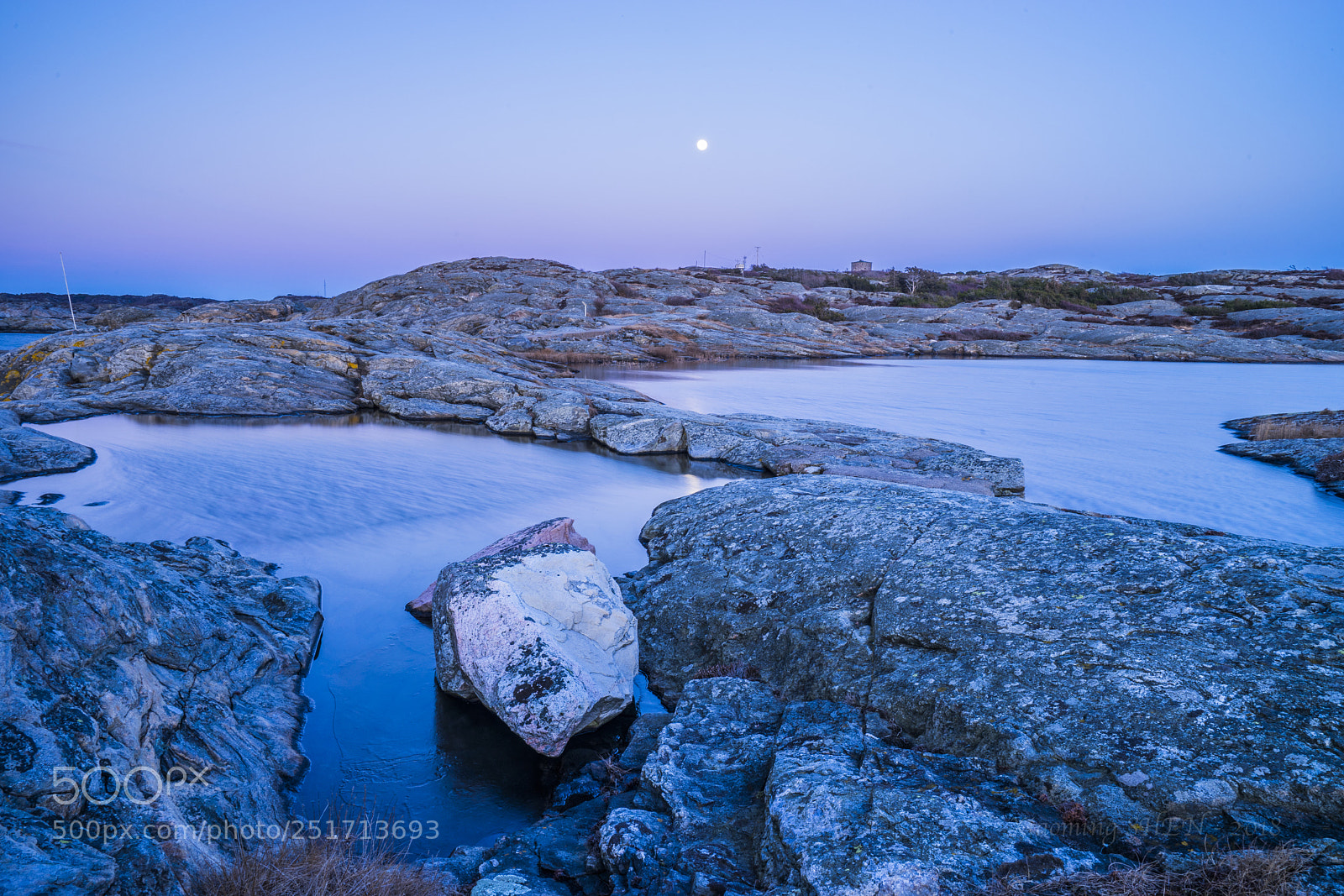 Sony a7 sample photo. Cold moon photography