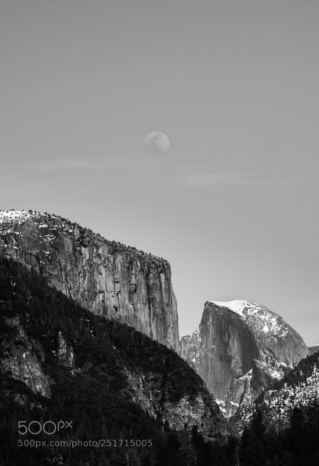Olympus PEN-F sample photo. Moonset i photography