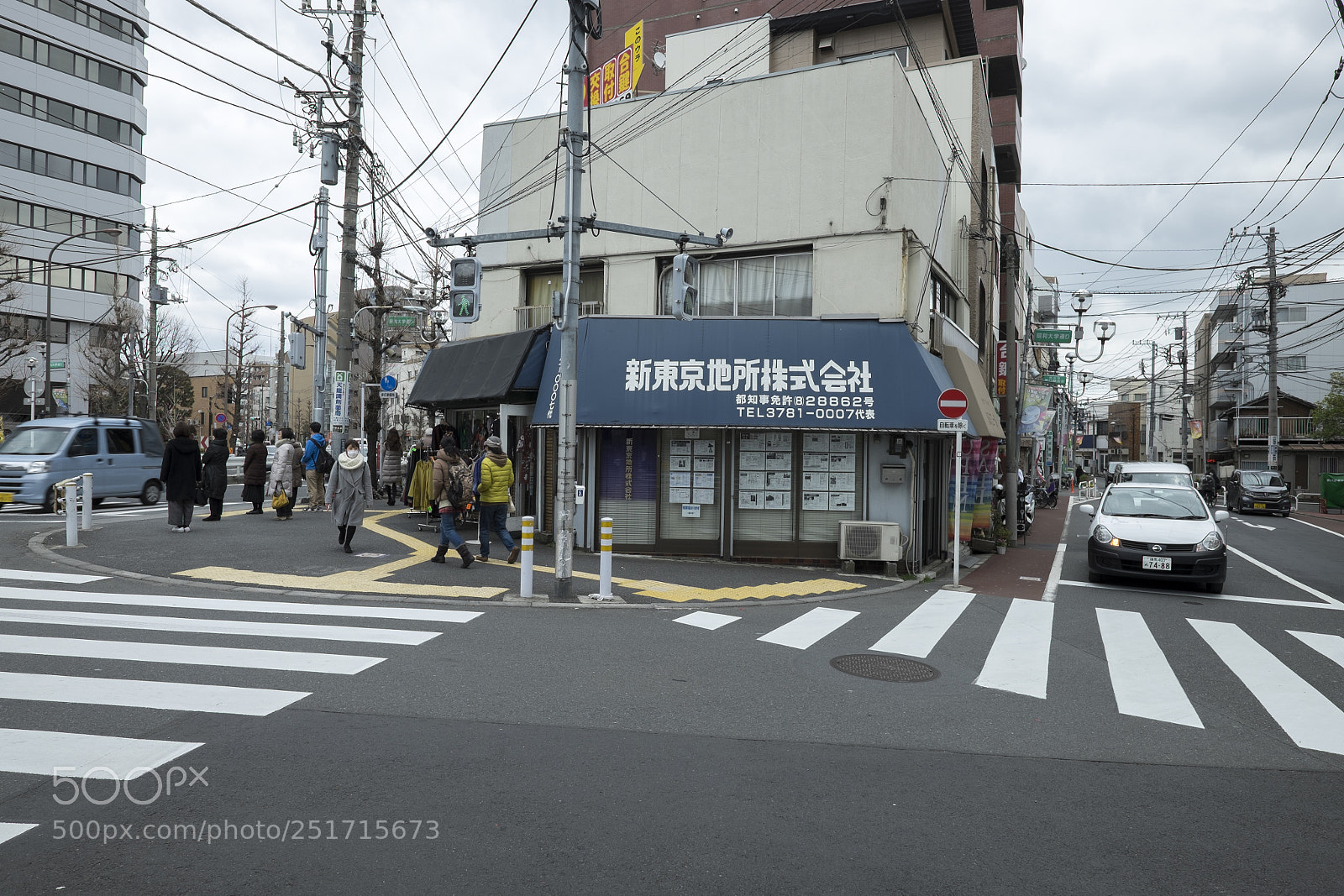 Fujifilm X-T1 sample photo. Tokyo.品川区旗の台　旗の台交差点 photography