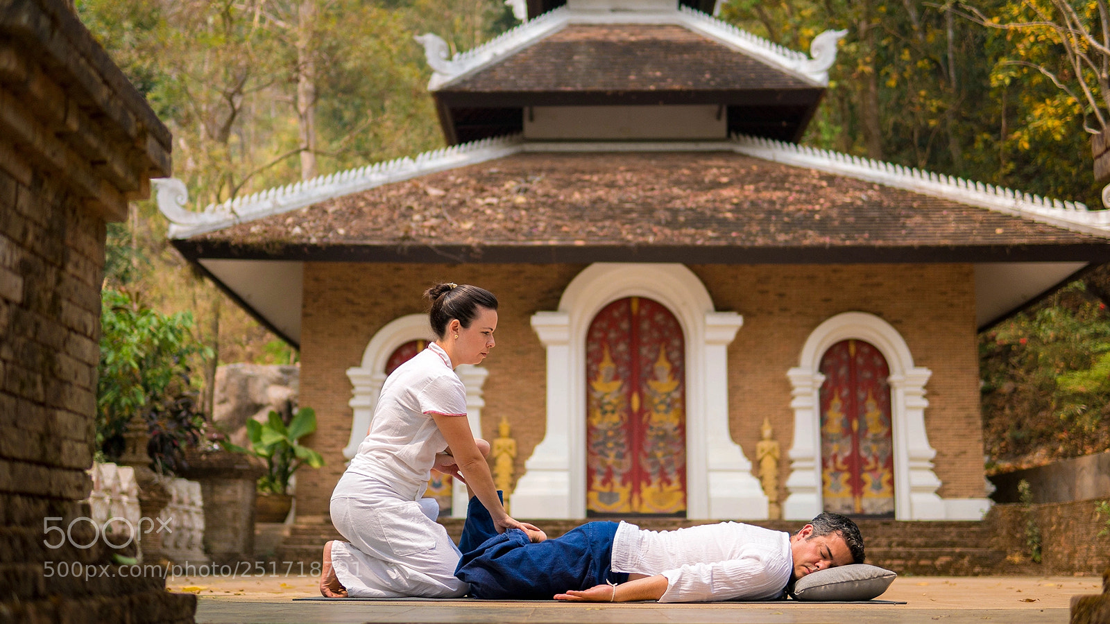 Sony a6300 sample photo. Thai massage photography
