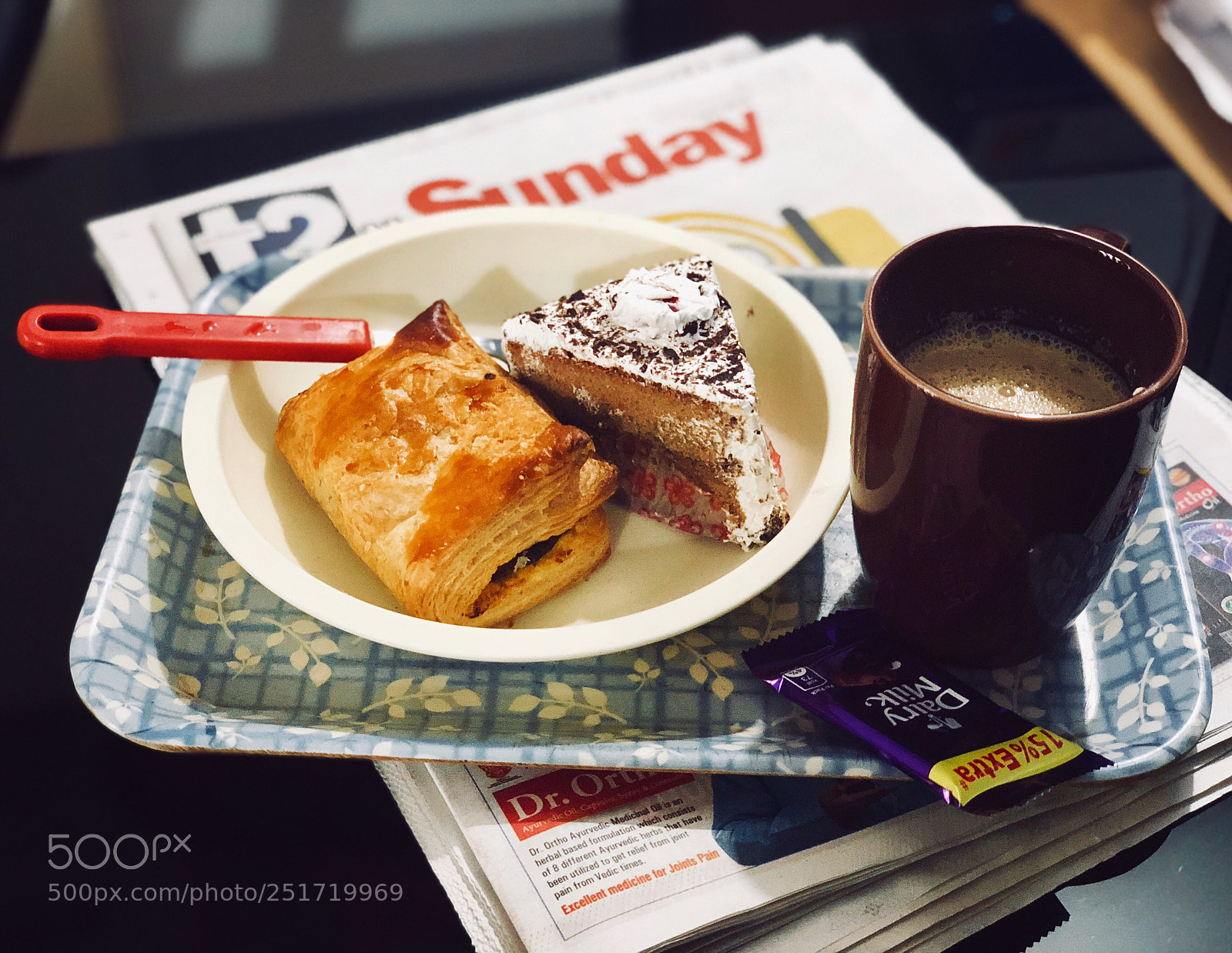 Apple iPhone X sample photo. Afternoon pastries photography