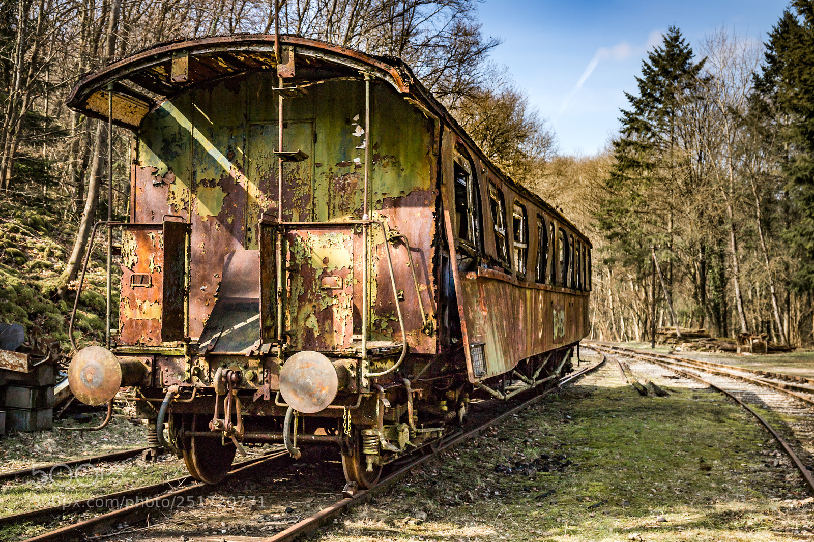 Canon EOS 6D Mark II sample photo. Vieux wagon photography