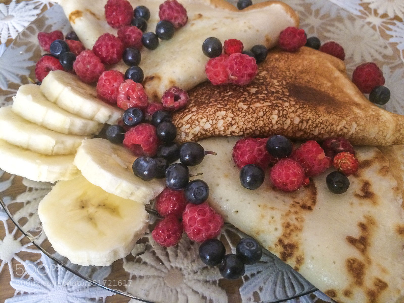 Apple iPhone 5s sample photo. Fruits, berries, pancakes photography