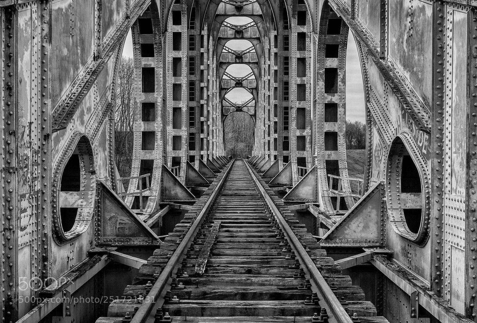 Nikon D500 sample photo. Abandoned railway bridge photography