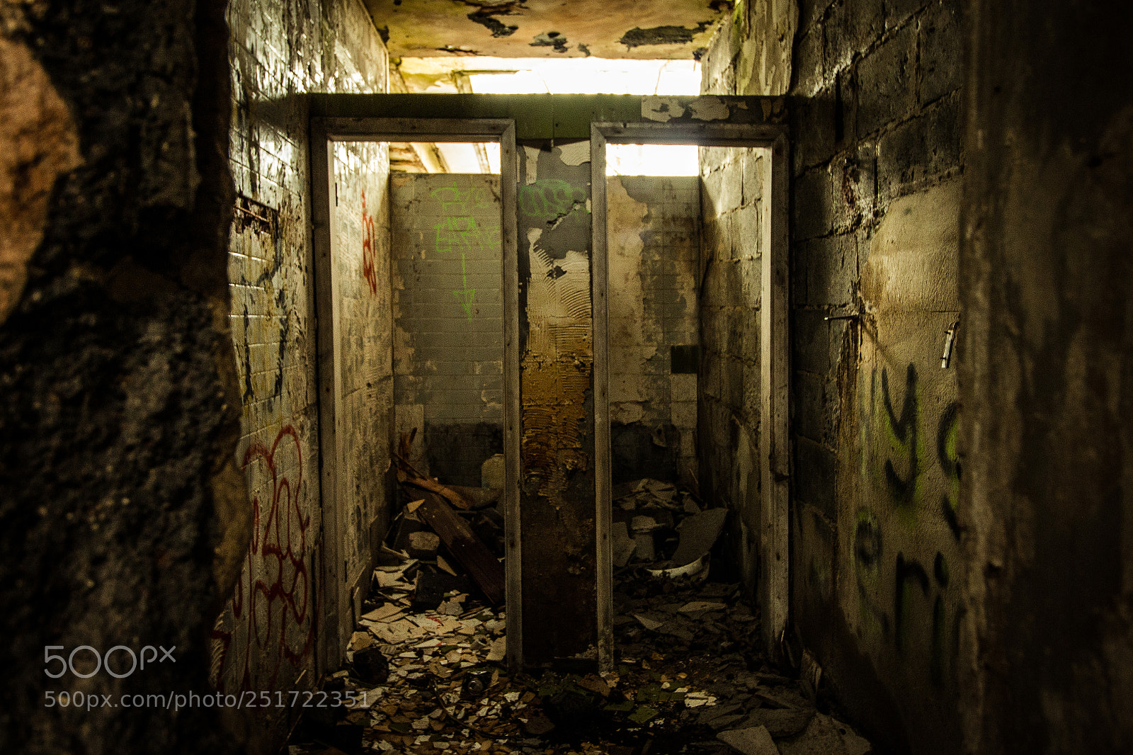 Canon EOS 70D sample photo. Derelict nightclub 3 photography