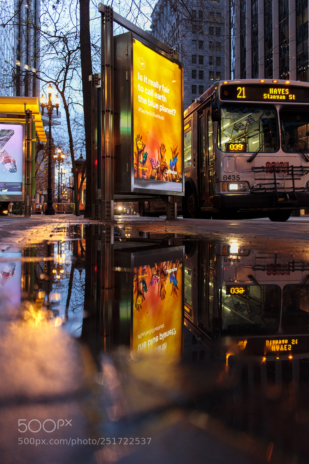 Canon EOS 5D Mark IV sample photo. Bus stop photography