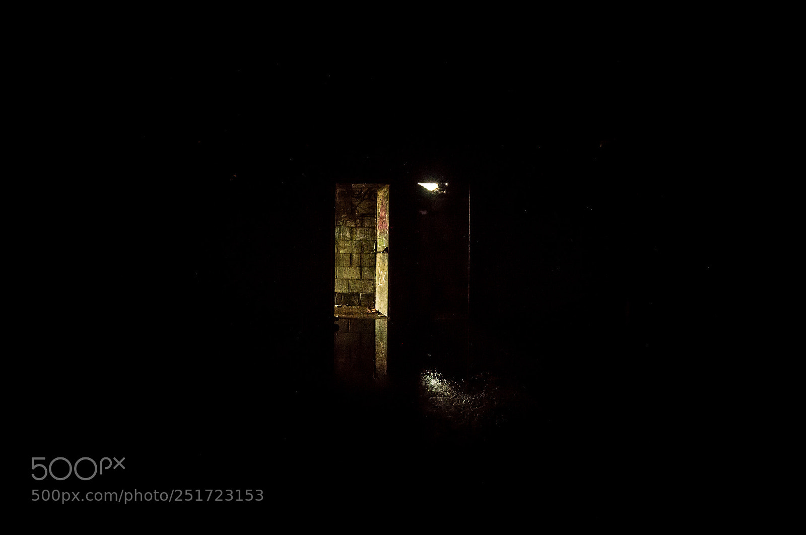 Canon EOS 70D sample photo. Derelict nightclub 4 photography