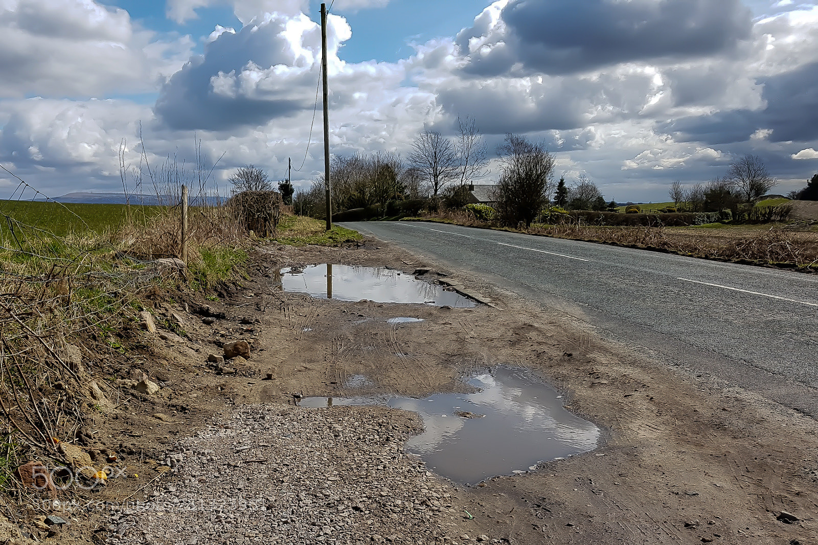 Samsung Galaxy S7 sample photo. Puddles and road photography