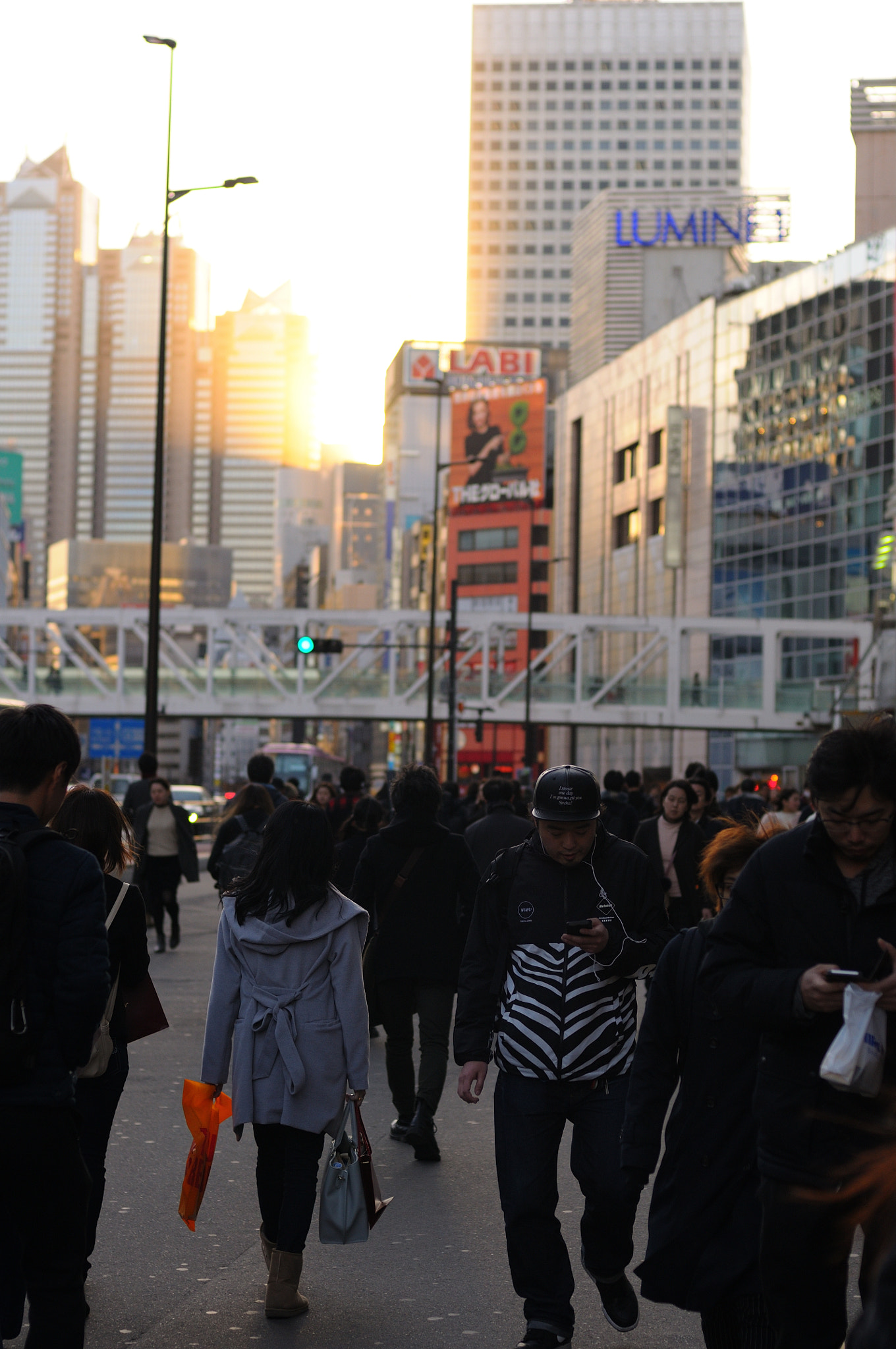 Nikon AF Nikkor 50mm F1.4D sample photo. Shinjuku, tokyo photography