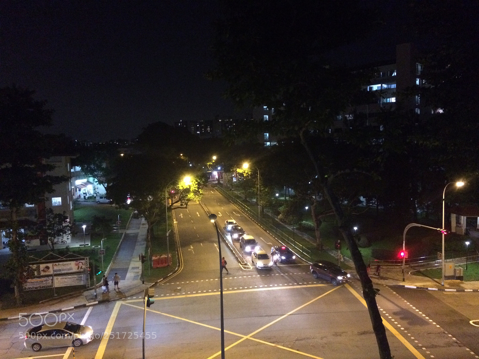 Apple iPhone 5s sample photo. Night city photography