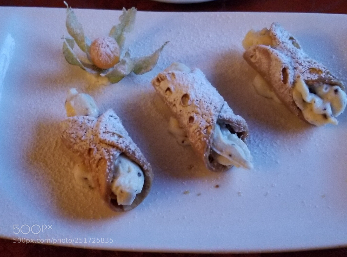 Samsung Galaxy S8 sample photo. Cannoli mio cannoli photography