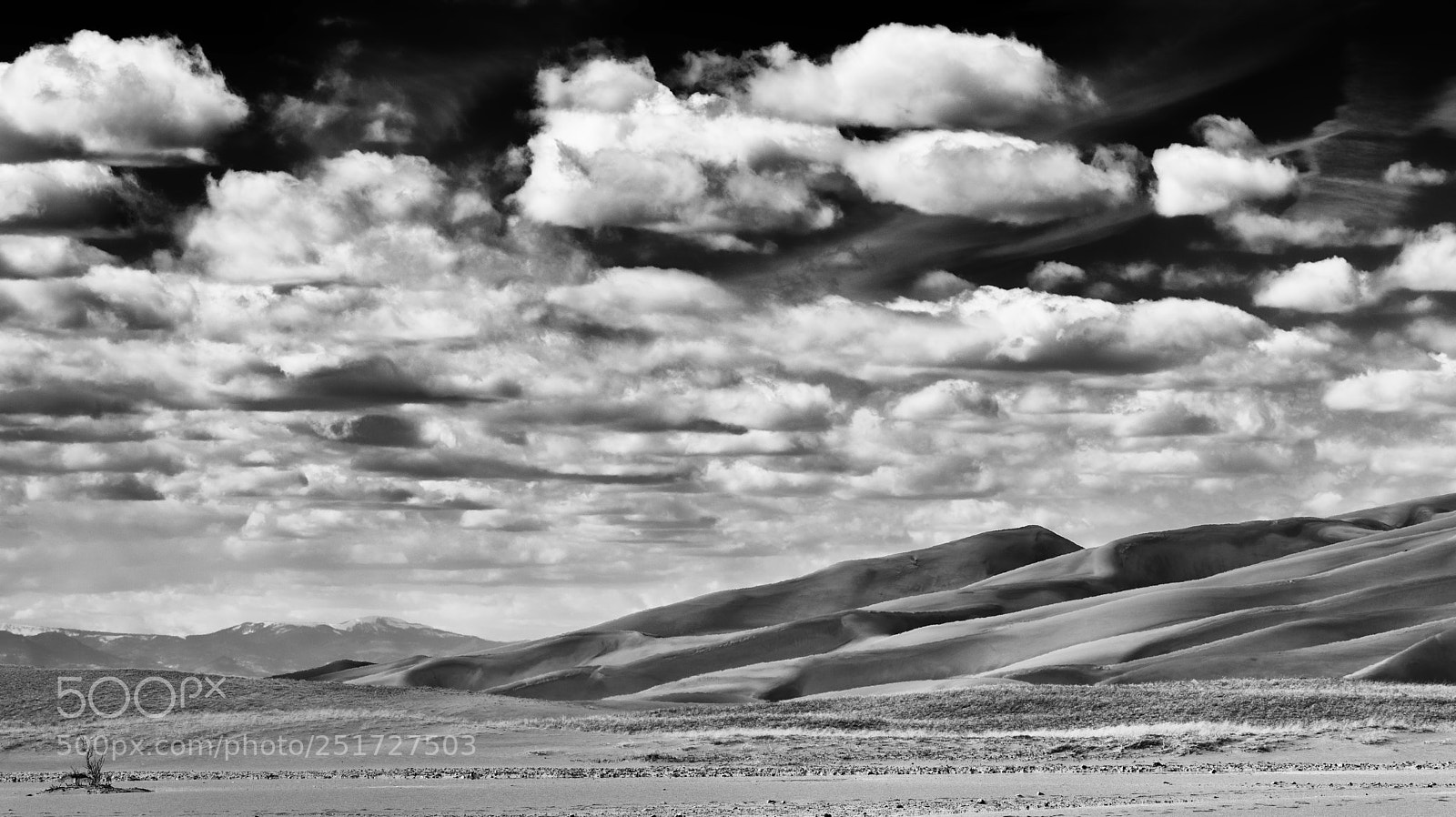 Canon EOS 5D Mark IV sample photo. Dunes, mountains, and clouds photography