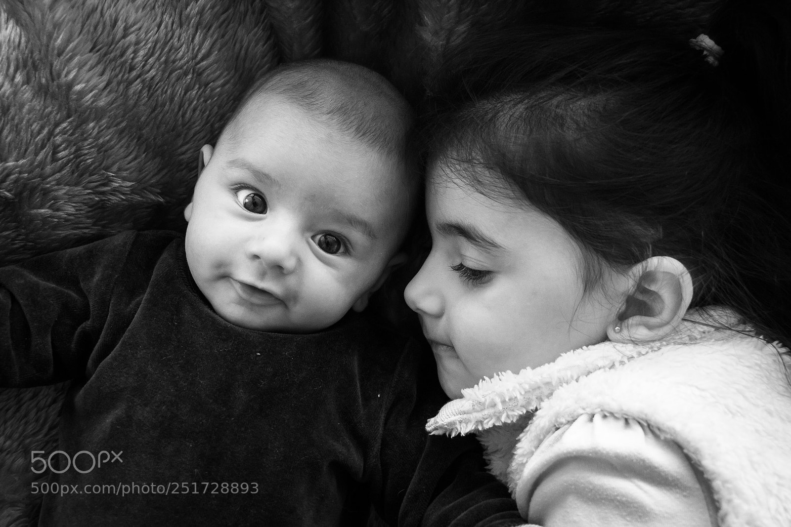 Canon EOS 1200D (EOS Rebel T5 / EOS Kiss X70 / EOS Hi) sample photo. Hermanos photography
