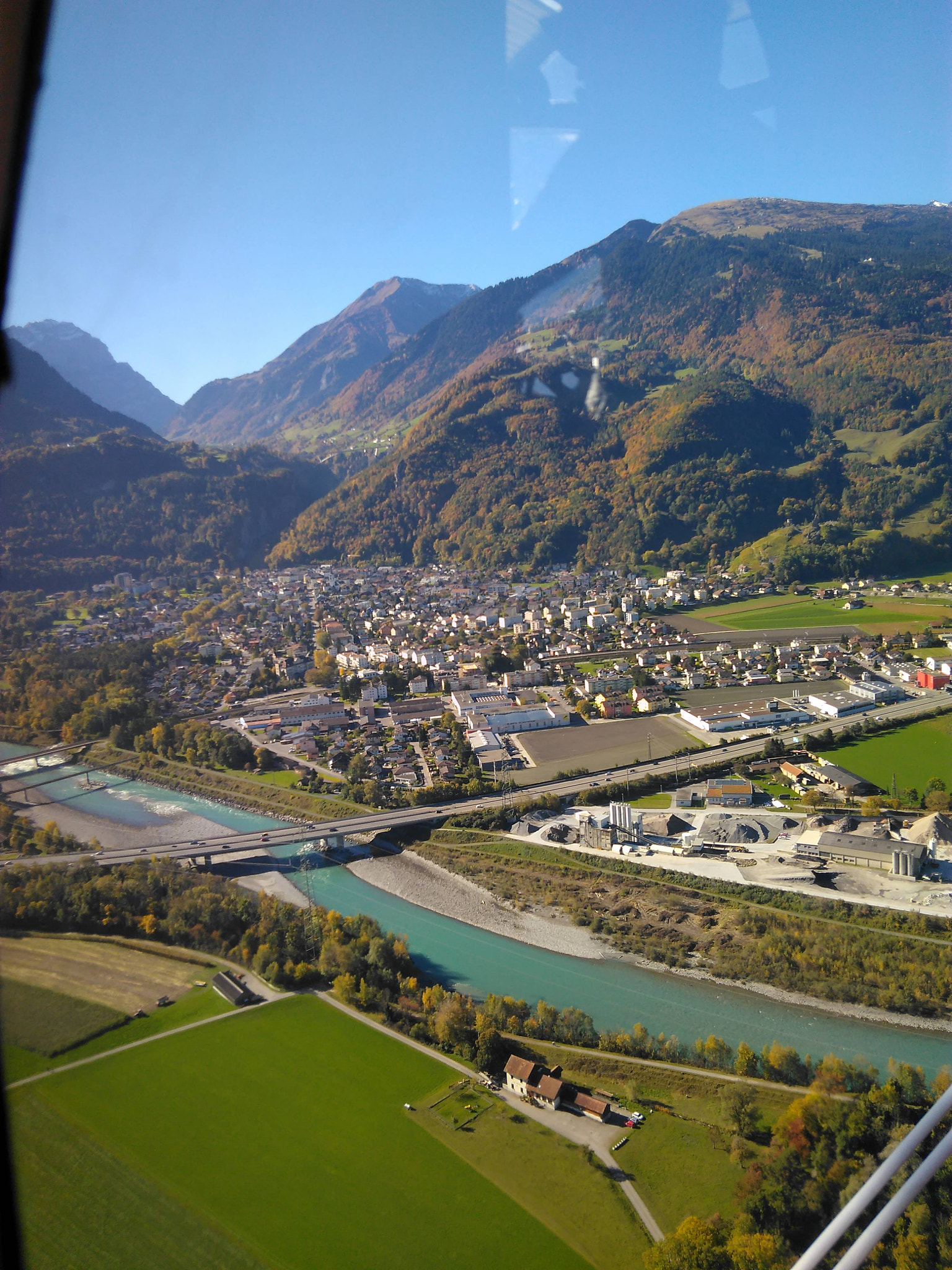 QCOM-AA QCAM-AA sample photo. Fläsch from airplane photography