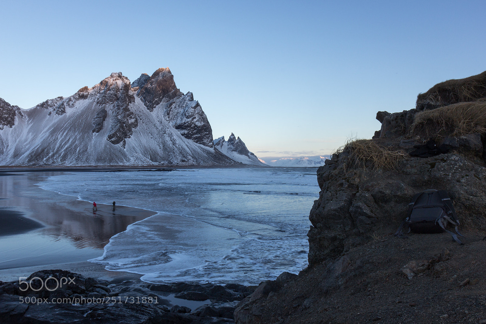 Canon EOS 600D (Rebel EOS T3i / EOS Kiss X5) sample photo. Vestrahorn at dawn photography