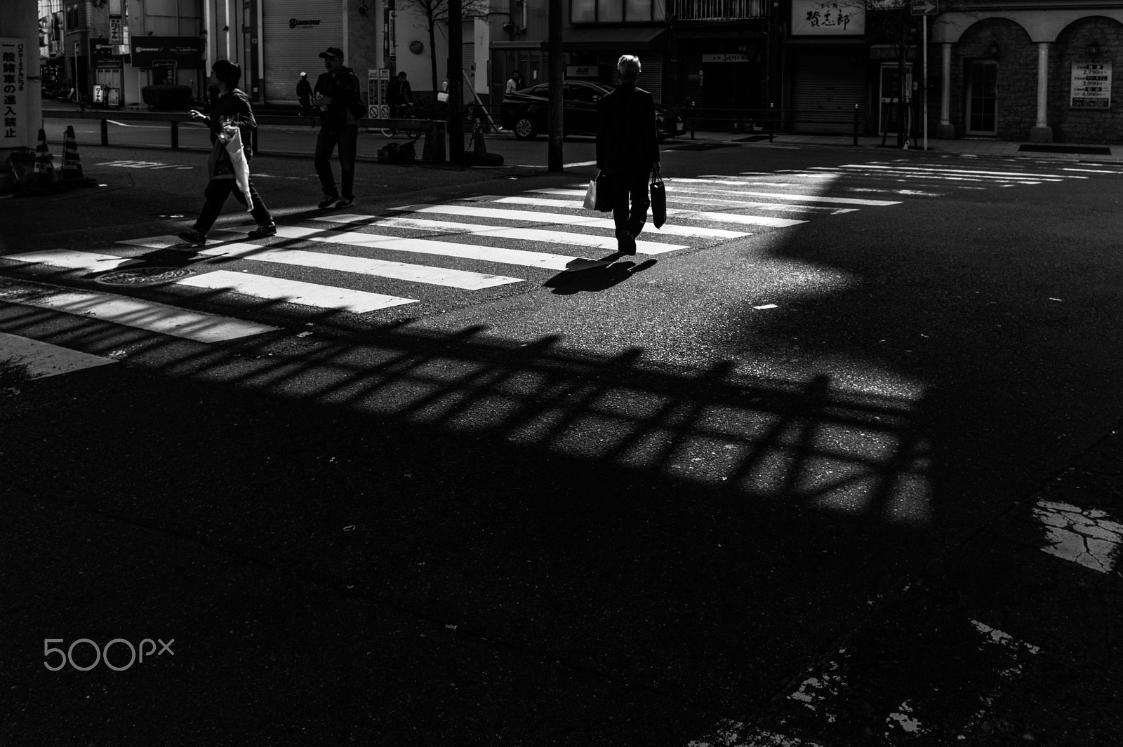 Leica M-Monochrom sample photo. Urban street snap photography
