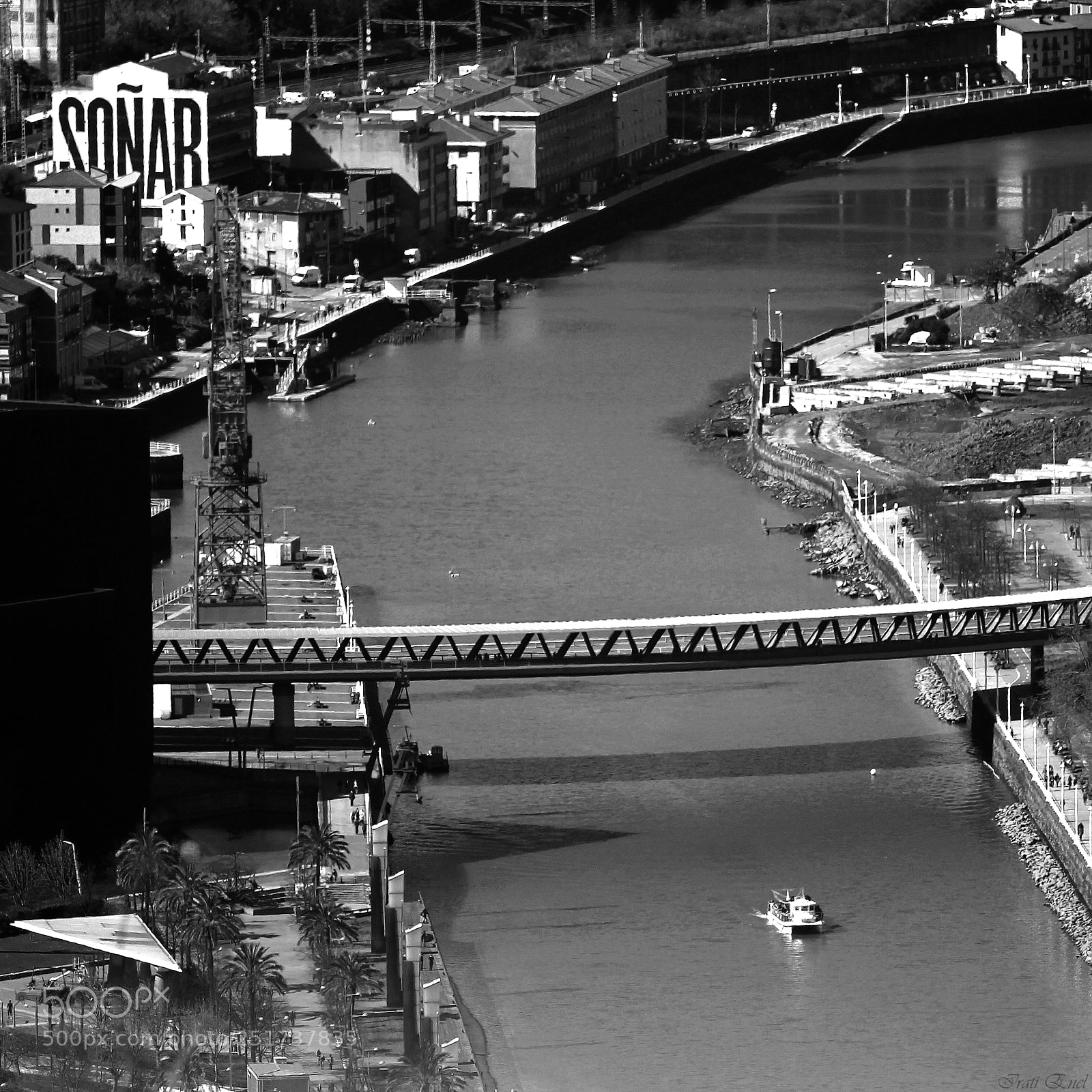 Canon EOS 550D (EOS Rebel T2i / EOS Kiss X4) sample photo. "...soñar..." photography