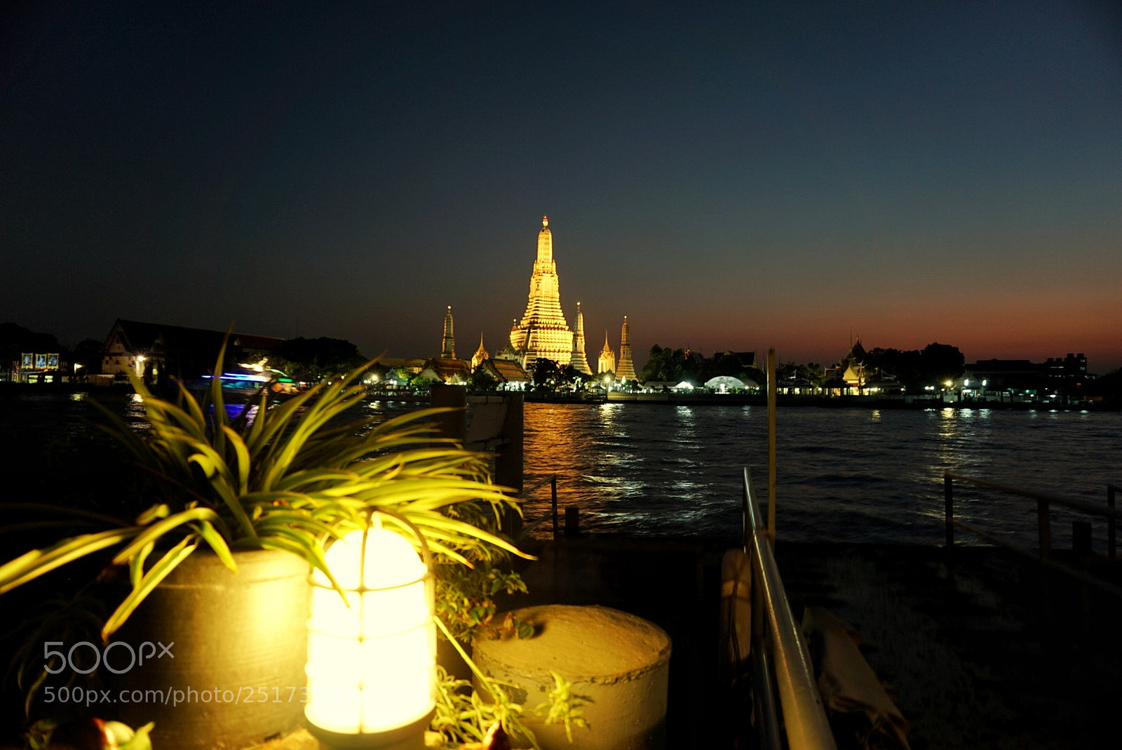 Sony a6000 sample photo. Wat arun tha tien photography