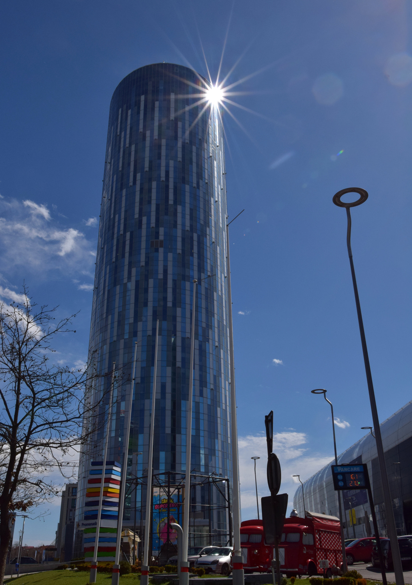Nikon D3300 + Nikon AF-S Nikkor 20mm F1.8G ED sample photo. Sky tower photography