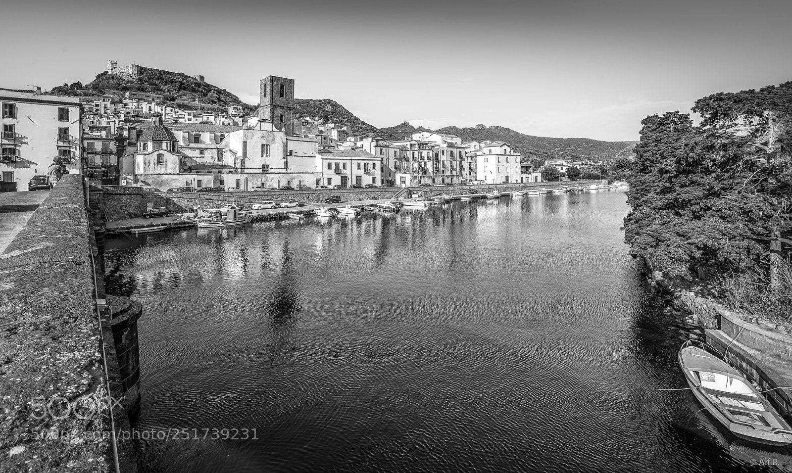 Sony a7R II sample photo. Sardinia, bosa, bw photography