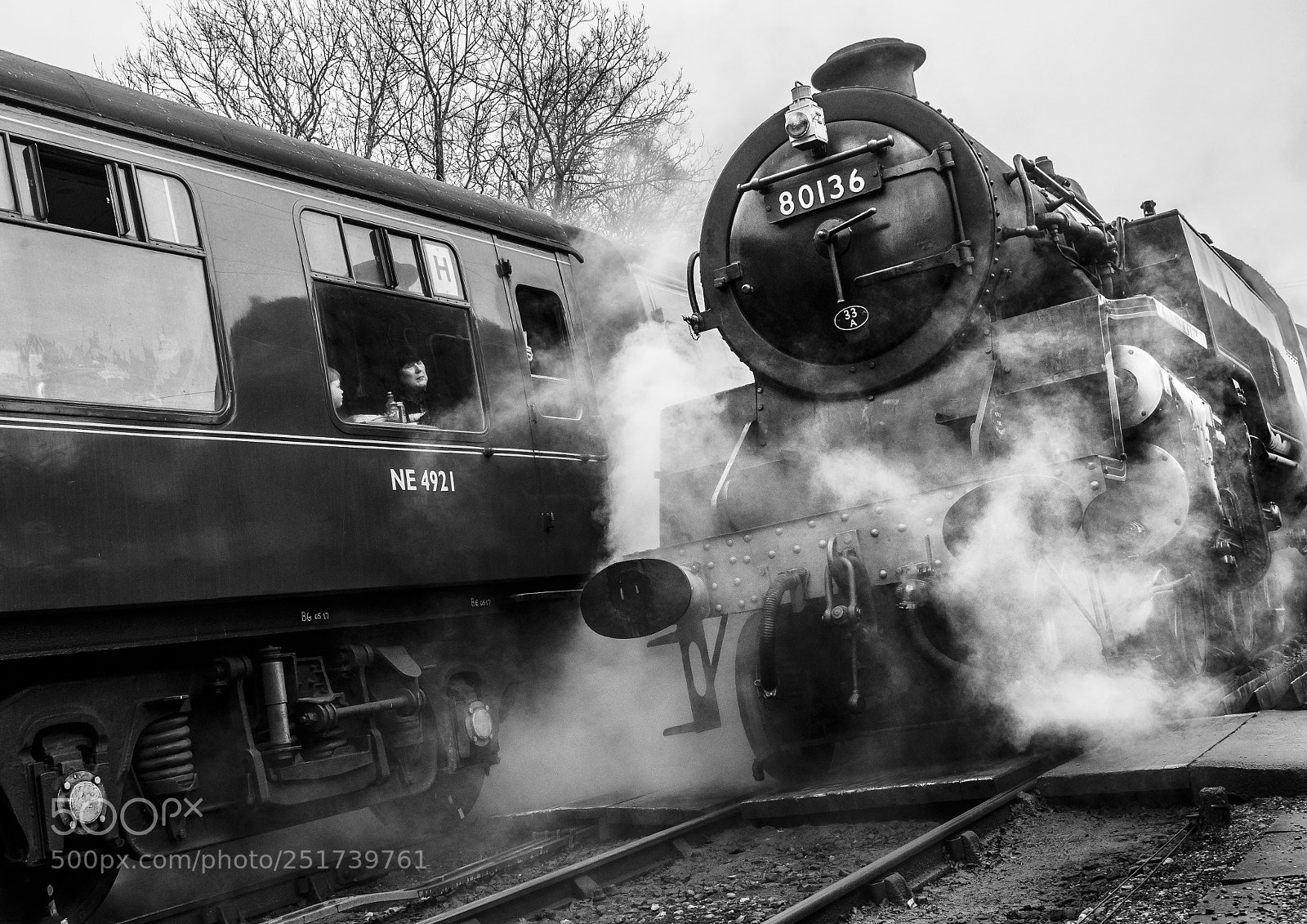 Olympus OM-D E-M1 Mark II sample photo. 80136 at goathland station photography
