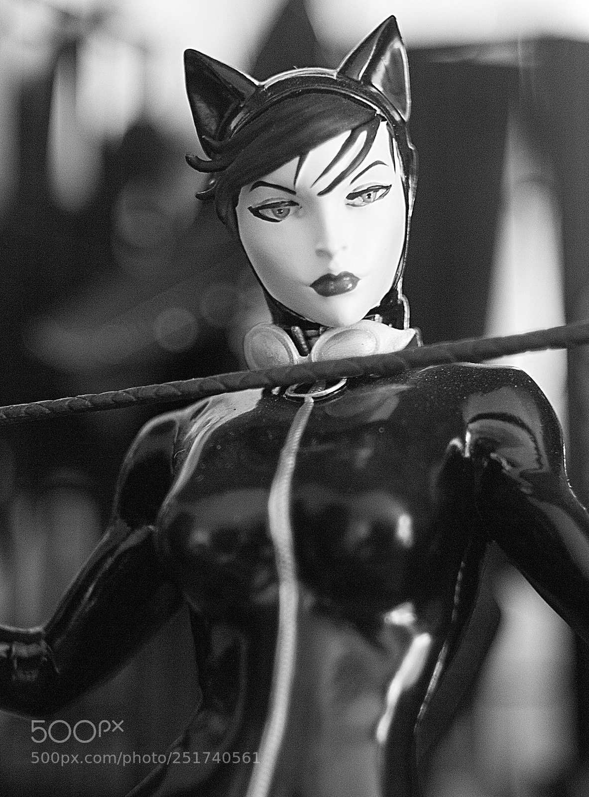 Canon EOS 600D (Rebel EOS T3i / EOS Kiss X5) sample photo. Cat women photography
