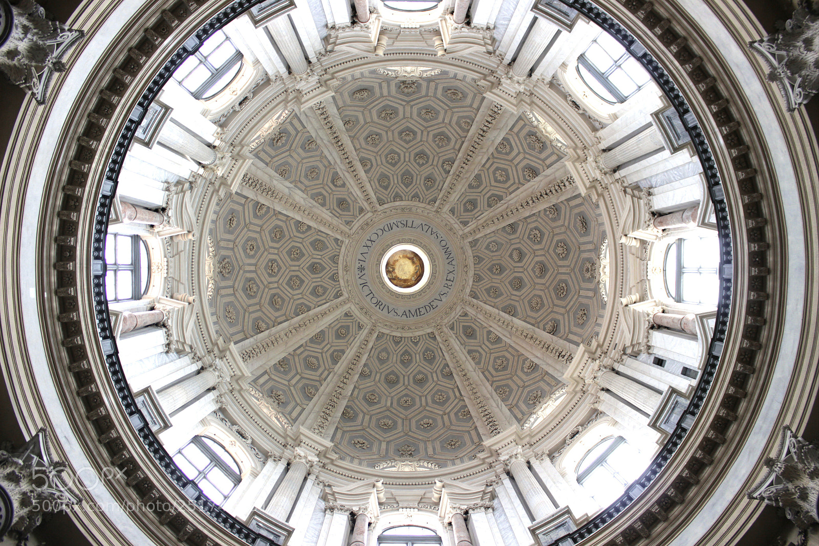 Canon EOS 600D (Rebel EOS T3i / EOS Kiss X5) sample photo. Superga, basilica photography
