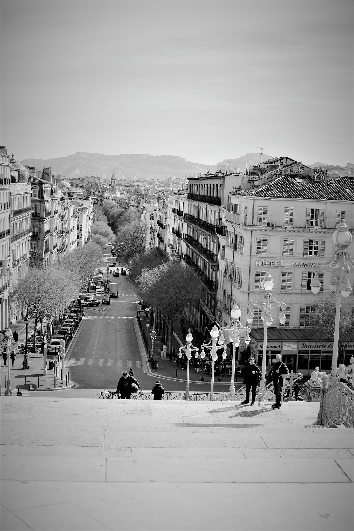 Nikon D3100 + Nikon AF-S DX Nikkor 35mm F1.8G sample photo. Marseille photography