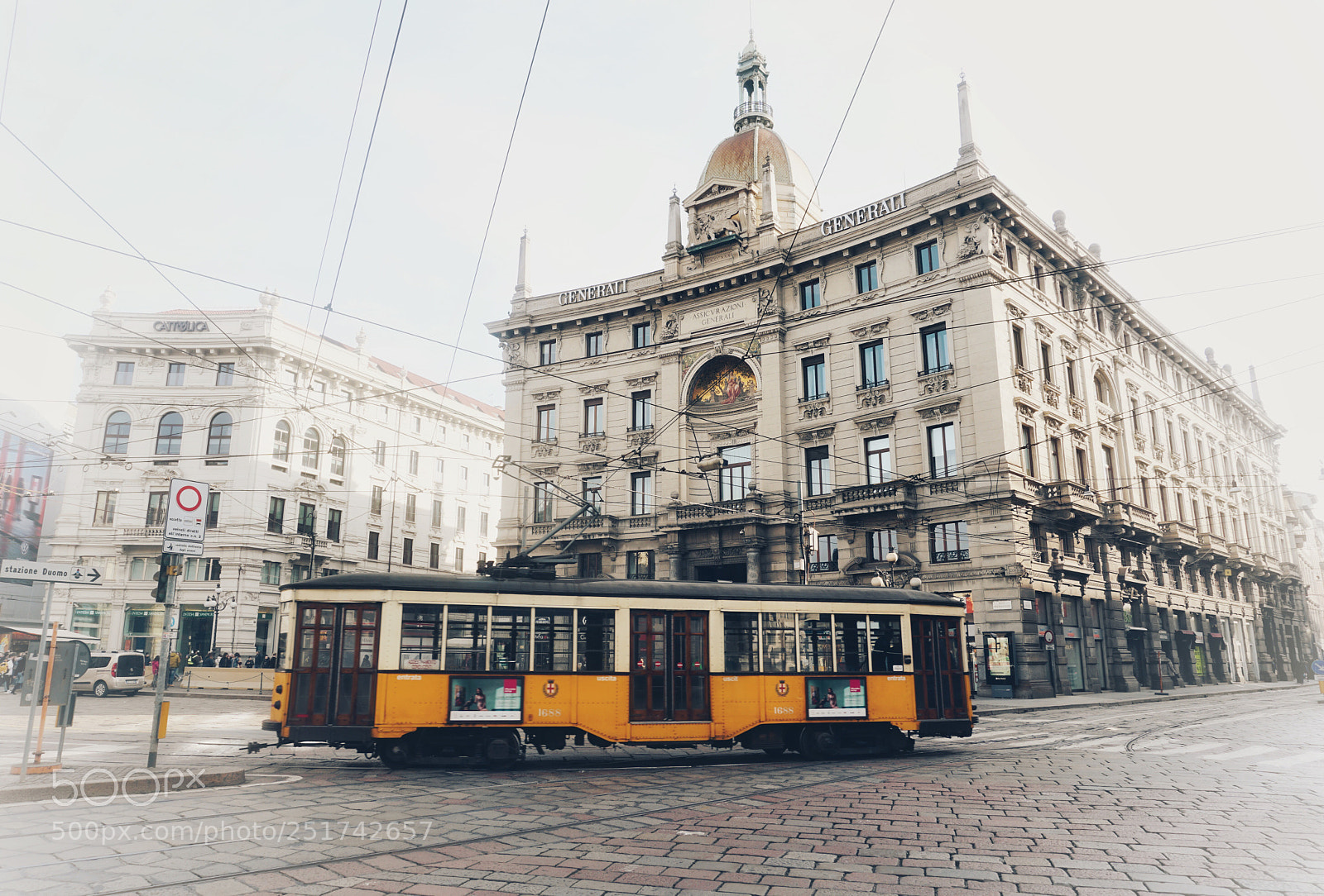Sony a6300 sample photo. Milan photography