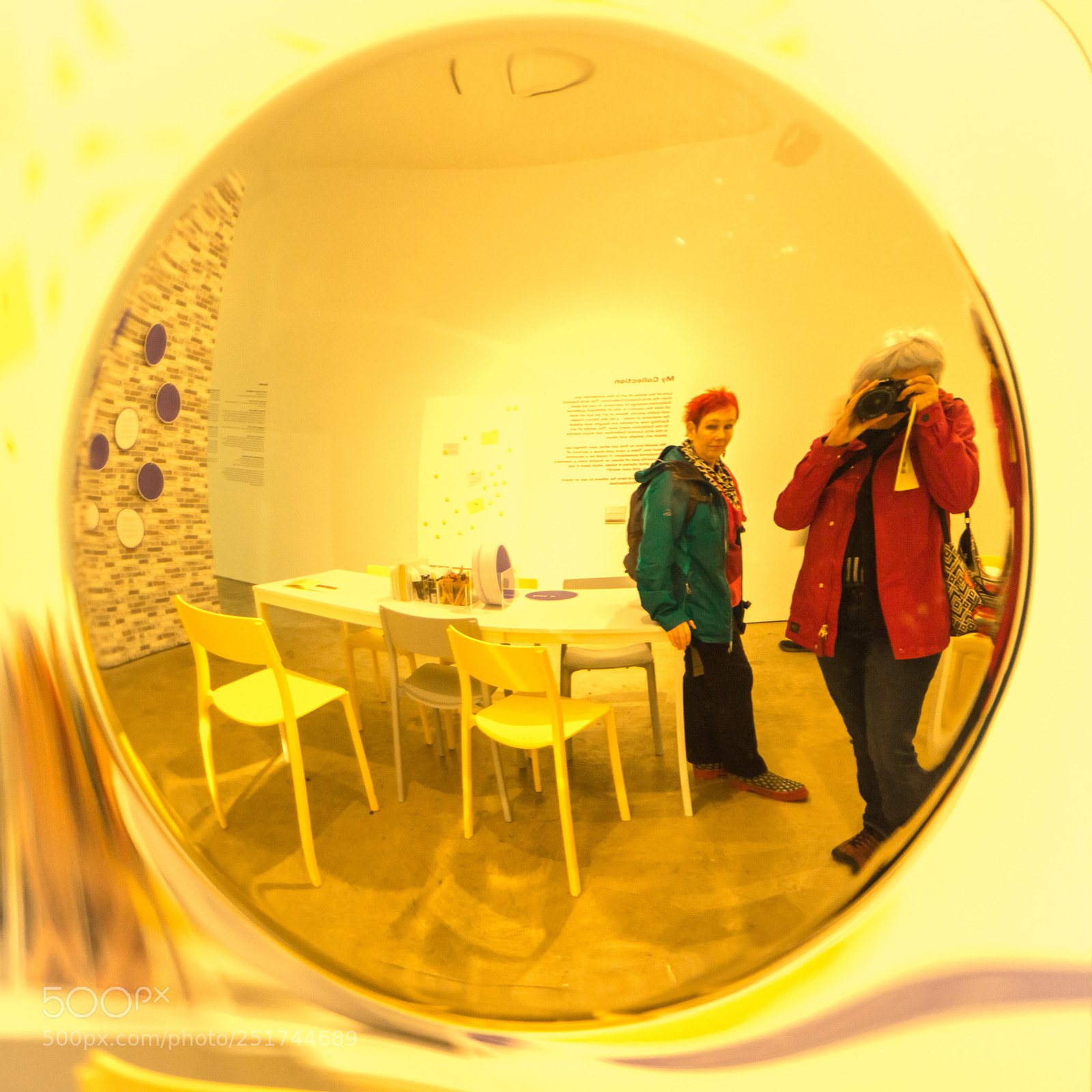 Canon EOS 700D (EOS Rebel T5i / EOS Kiss X7i) sample photo. Through the mirror photography
