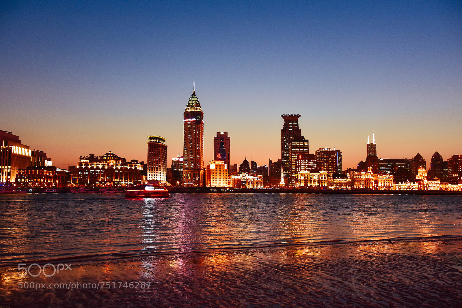 Nikon D7200 sample photo. The bund of shanghai photography