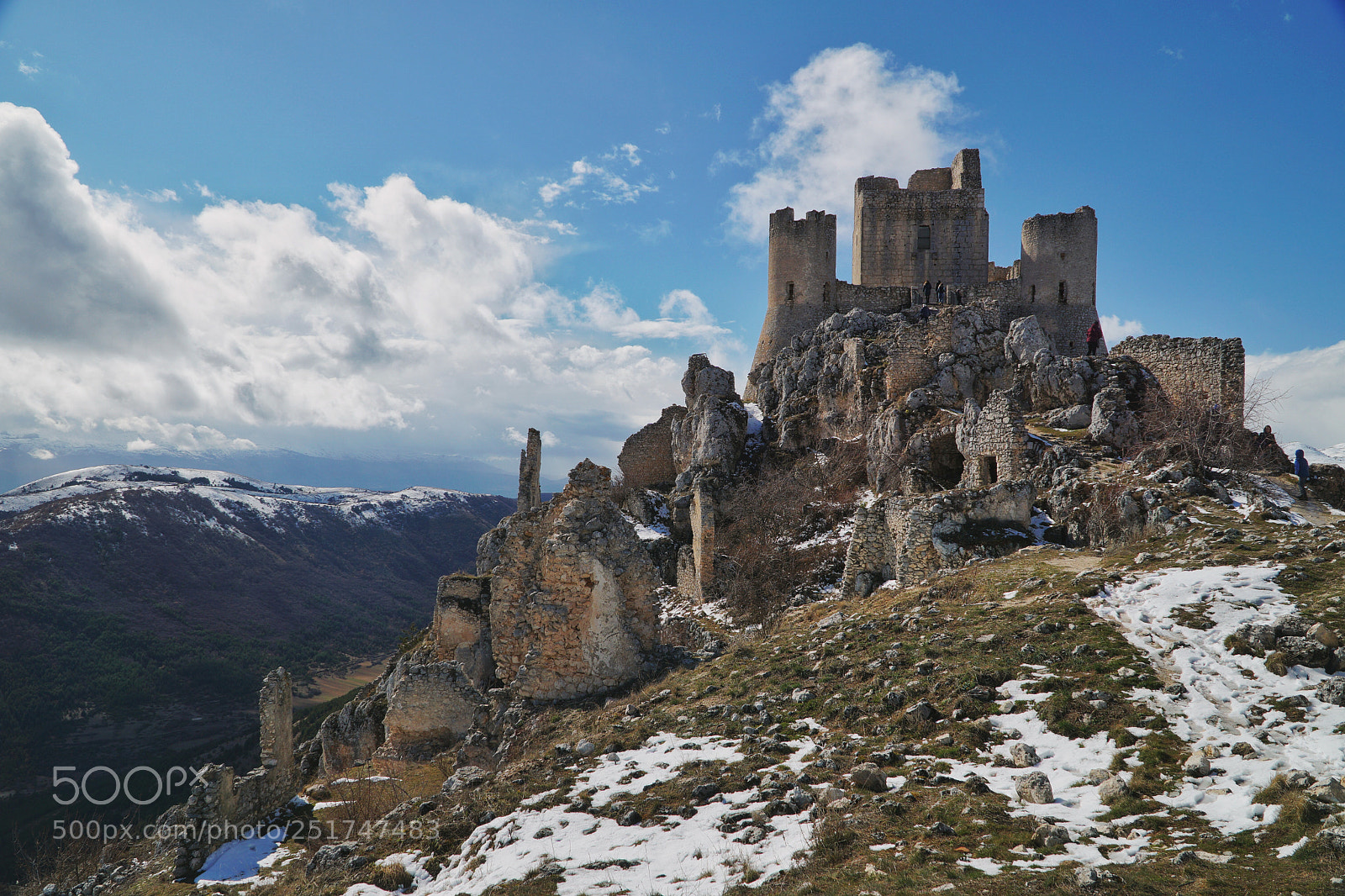 Sony a6000 sample photo. Rocca calascio photography