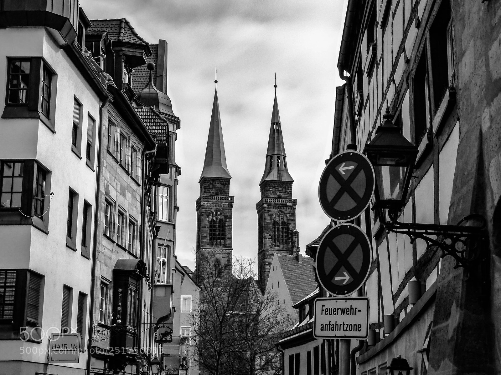 Panasonic Lumix DMC-FZ28 sample photo. Nuremberg noir photography