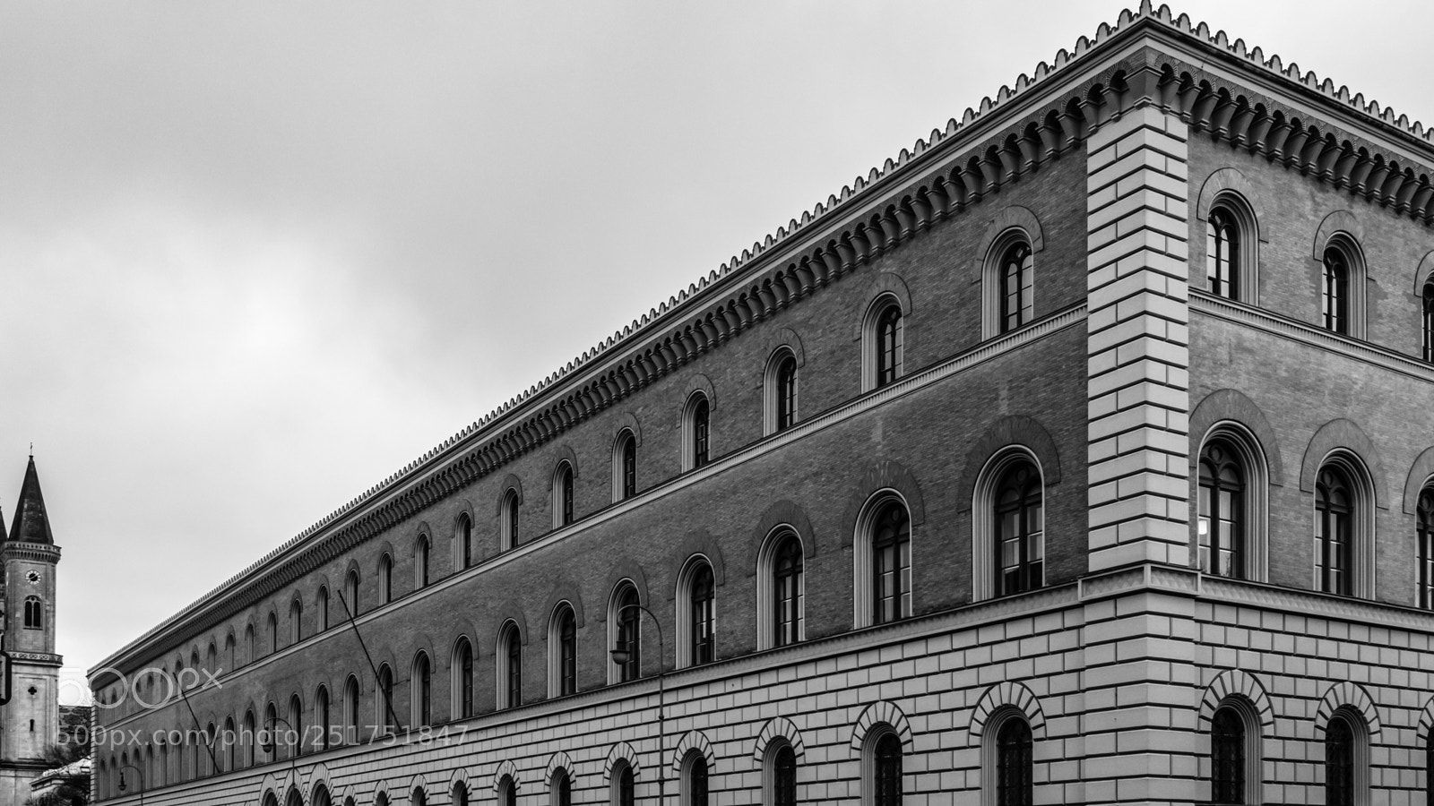 Sony DSC-RX100M5 sample photo. Munich classics 4 photography