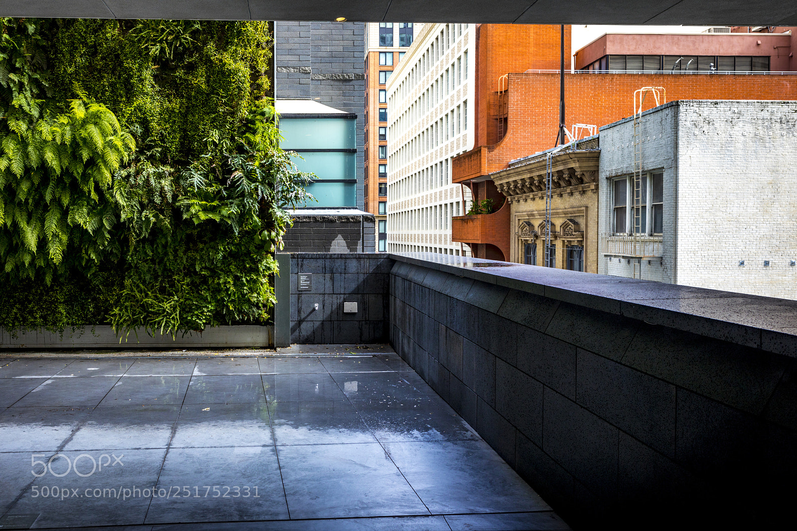 Canon EOS 5D Mark IV sample photo. Urban complex photography