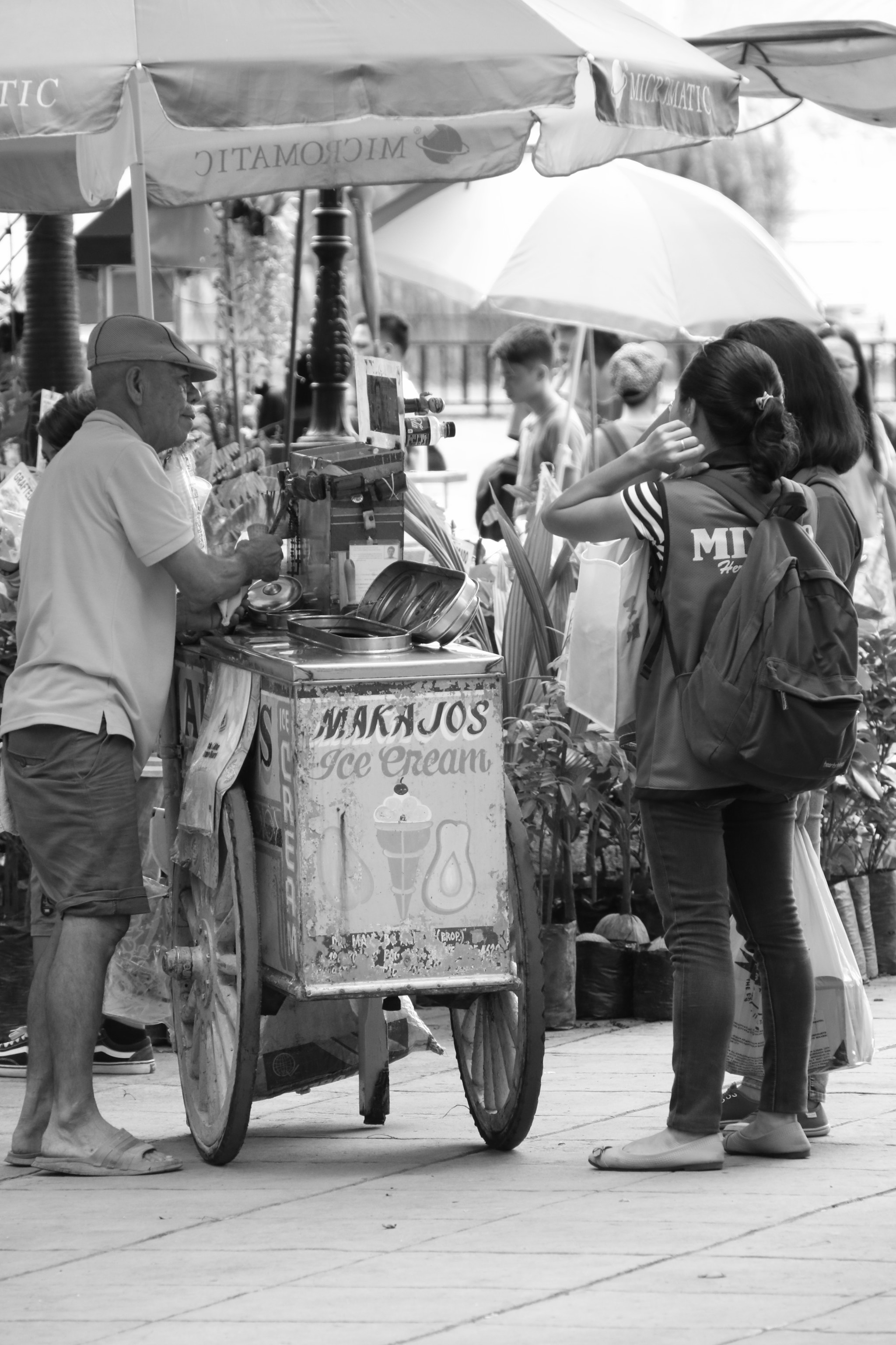 Canon EOS M3 sample photo. Local ice cream photography