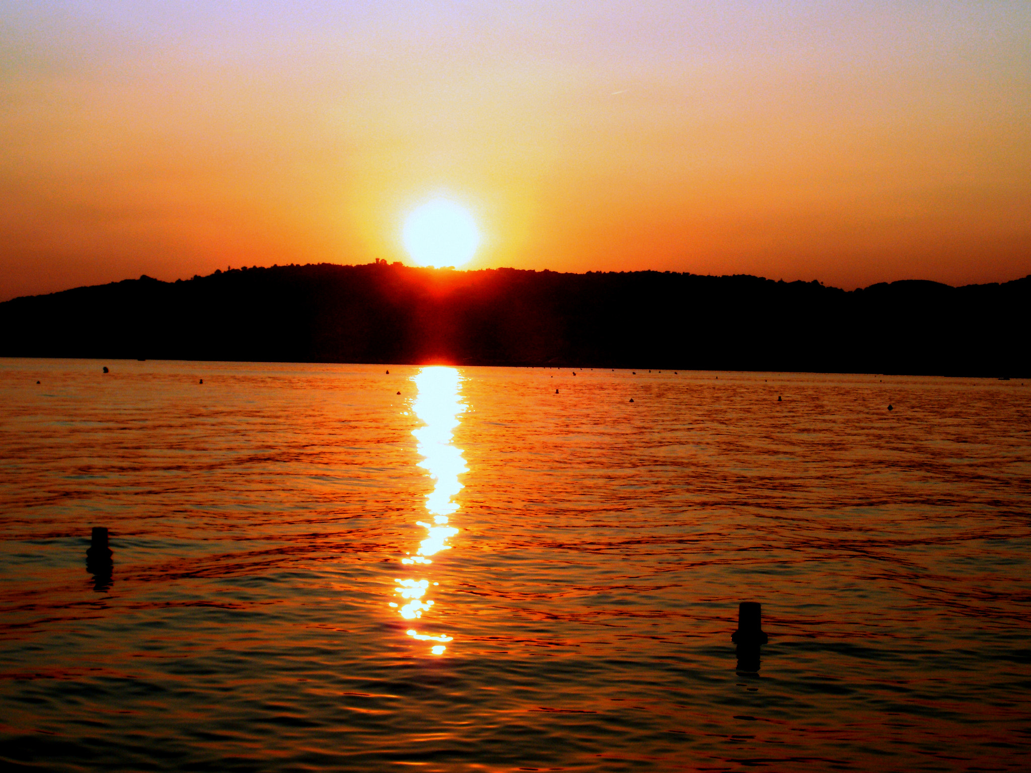Olympus FE46,X41,X42 sample photo. Sunset at nice photography