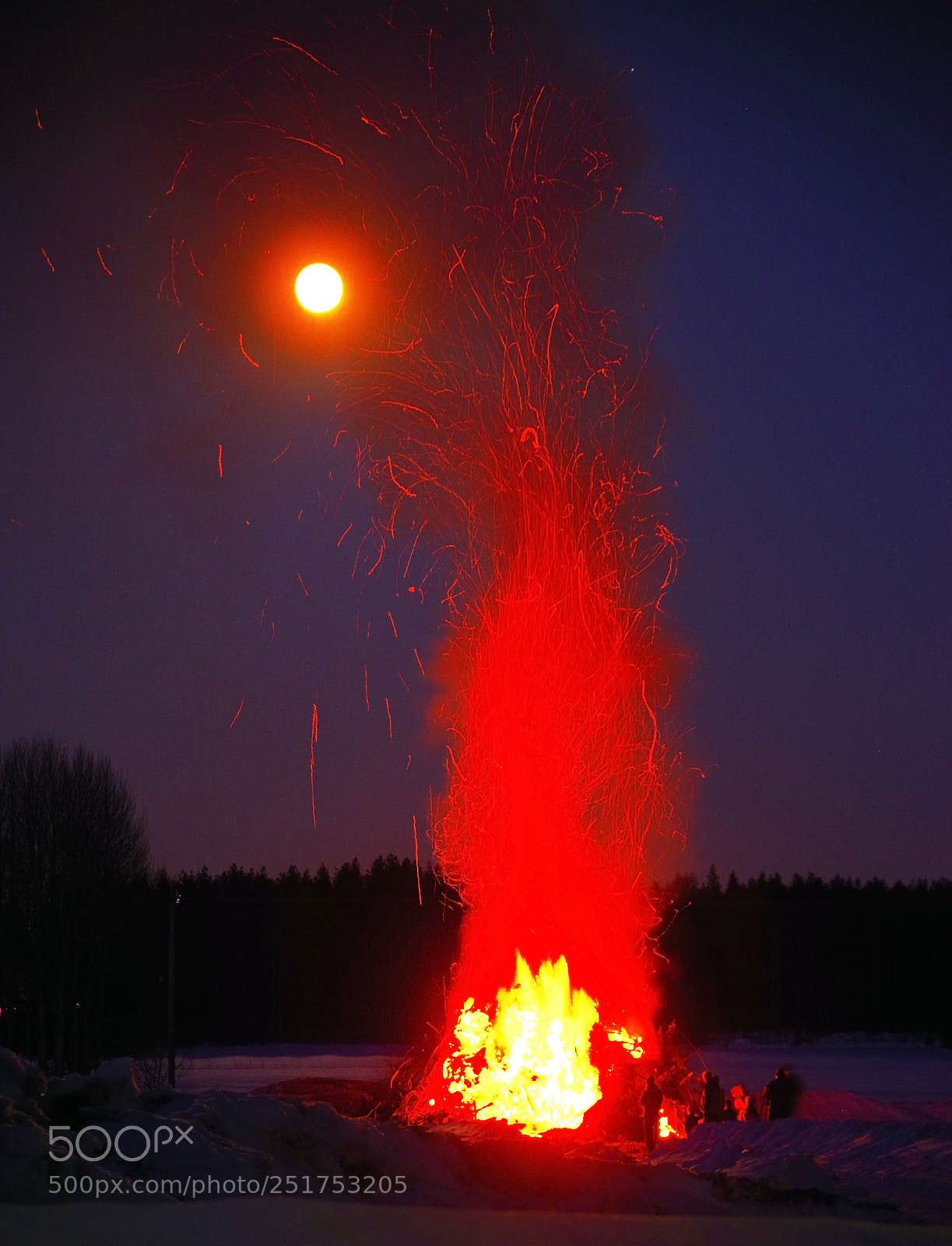 Pentax K-1 sample photo. Heating up the moon photography