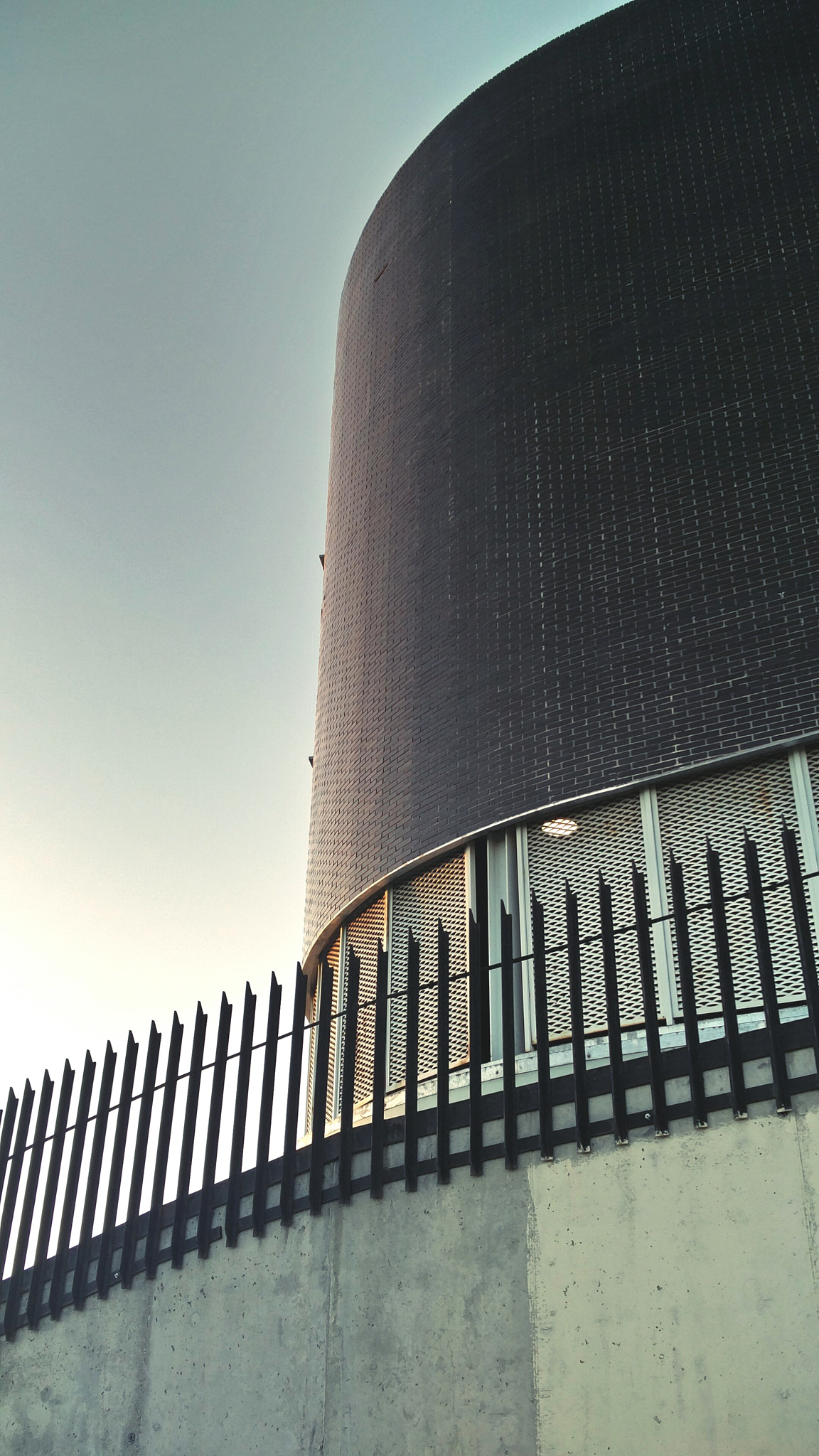 OnePlus 2 sample photo. Brick building photography