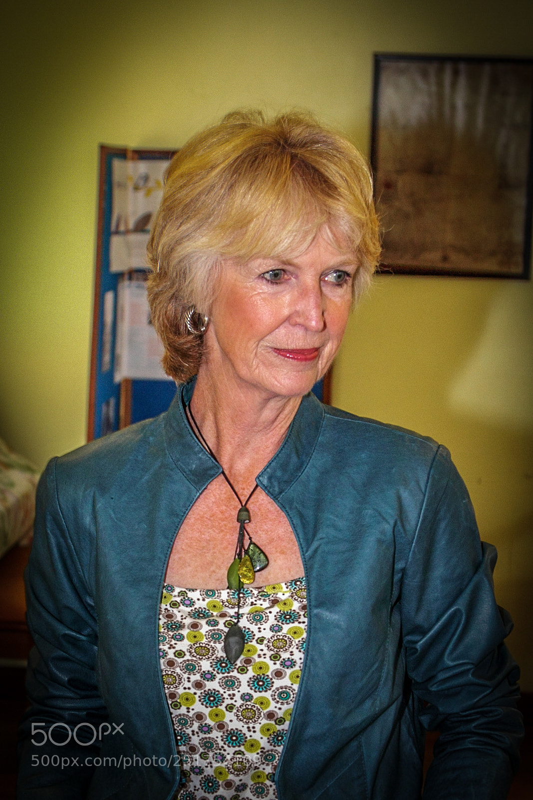 Canon EOS 50D sample photo. Glamourous granny photography