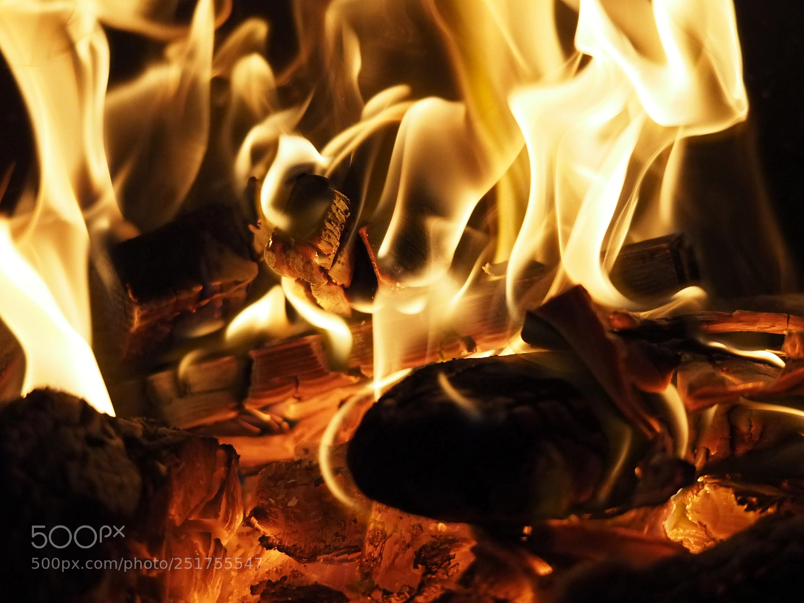 Olympus OM-D E-M5 II sample photo. Fire photography