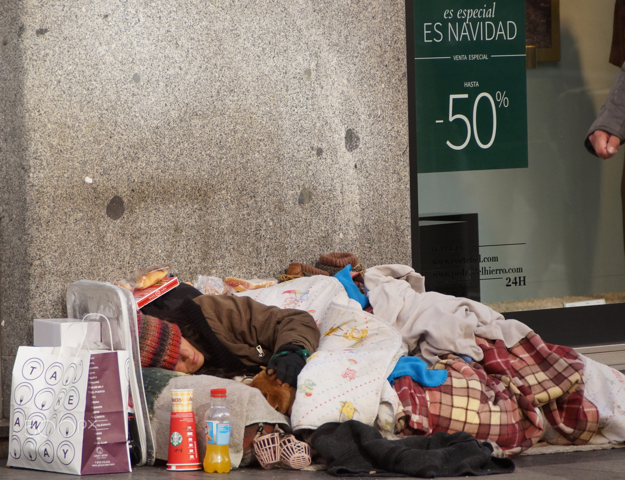 Soledad y pobreza en la Gran Vía