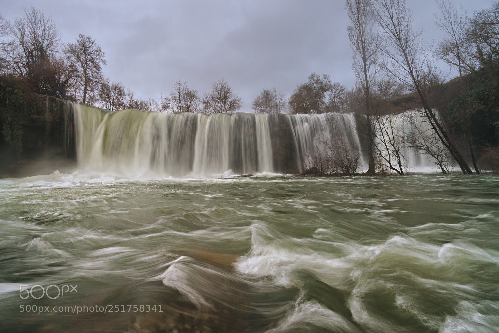 Sony a7R II sample photo. Facing the waterfall photography