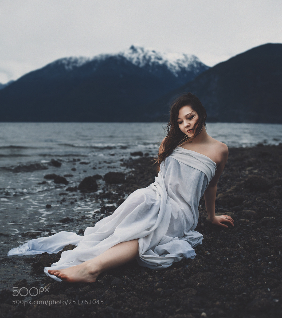 Canon EOS 5D Mark II sample photo. Longing photography