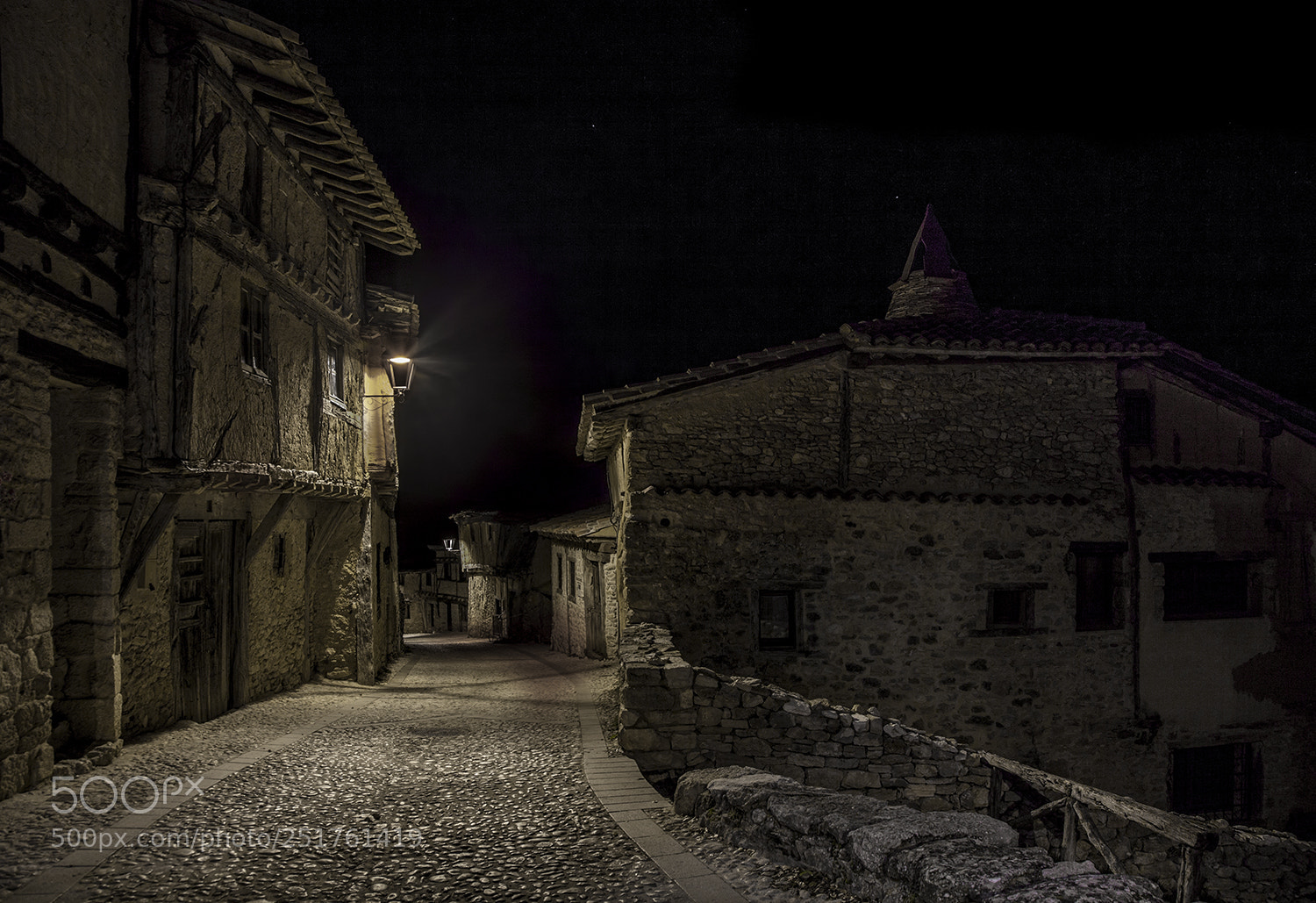 Canon EOS 5D Mark II sample photo. Calatañazor photography